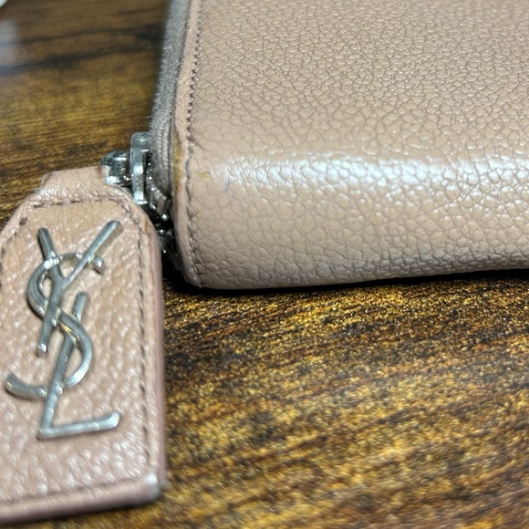 Saint Laurent Round Zipper Long Wallet - Picture 5 of 16